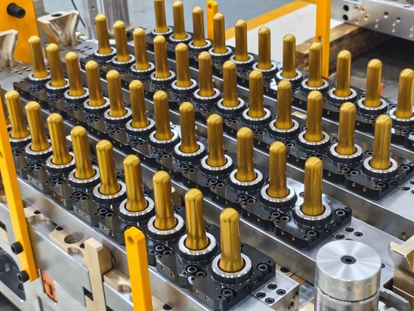 How to Choose the Right PET Preform Mold for Your Production Line How to Choose the Right PET Preform Mold for Your Production Line